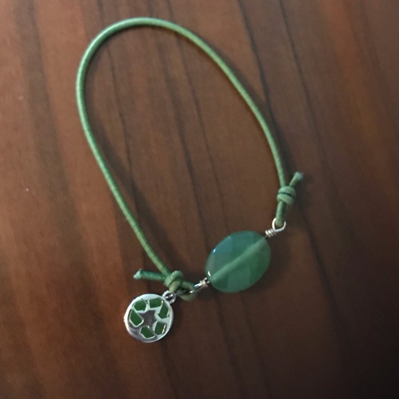 Avon be green recycle reminder bracelet - Picture 4 of 5